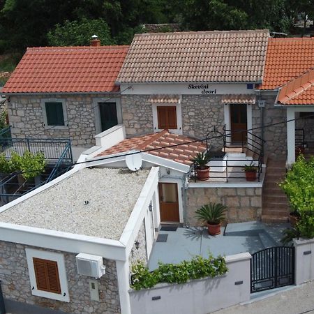 Holiday Home Skevini Dvori Starigrad Paklenica Exterior foto